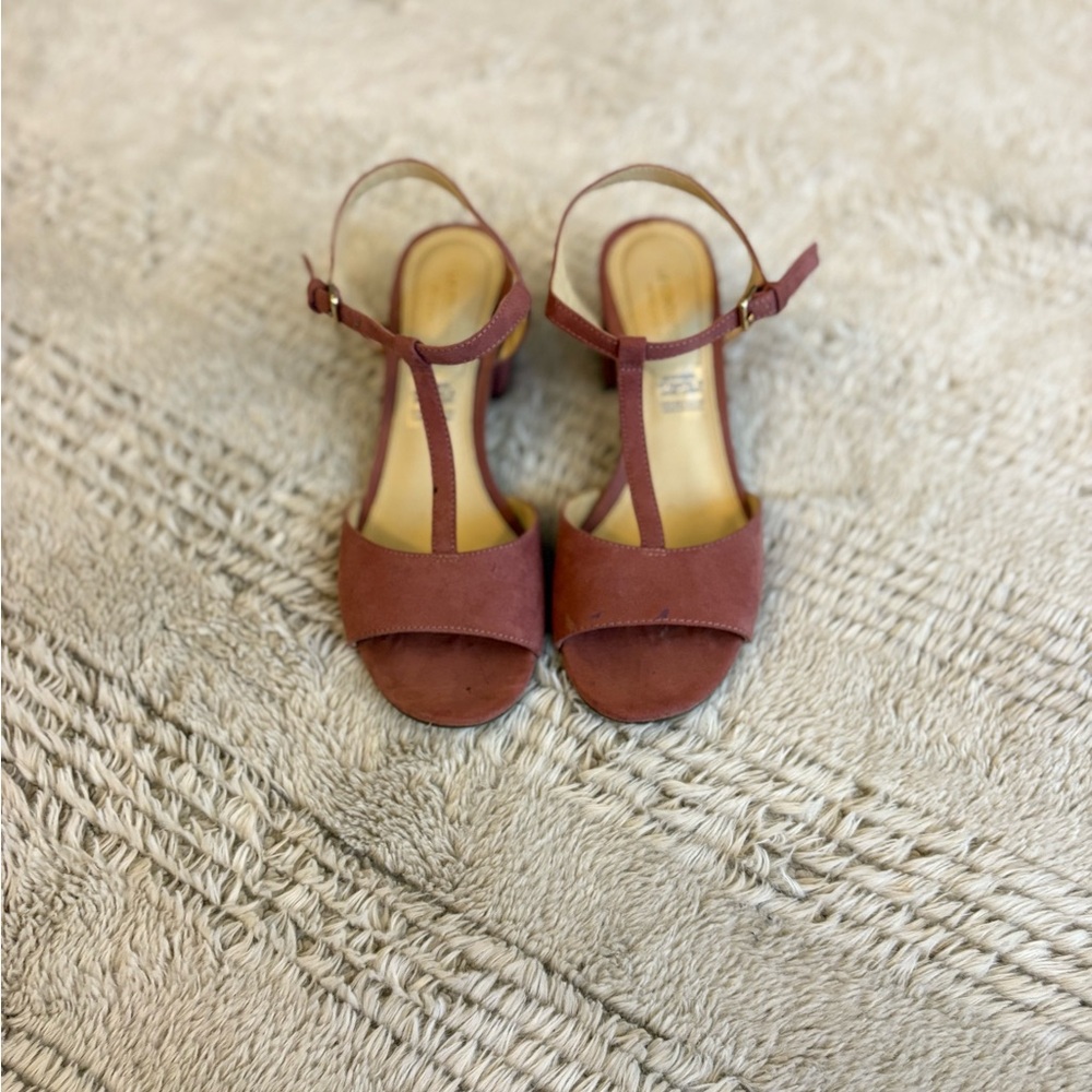 Liz Claiborne Women's Heels in Brown